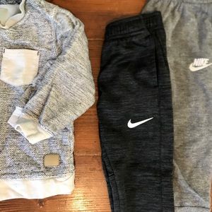Boys toddler lot. Sweats. Nike & Zara